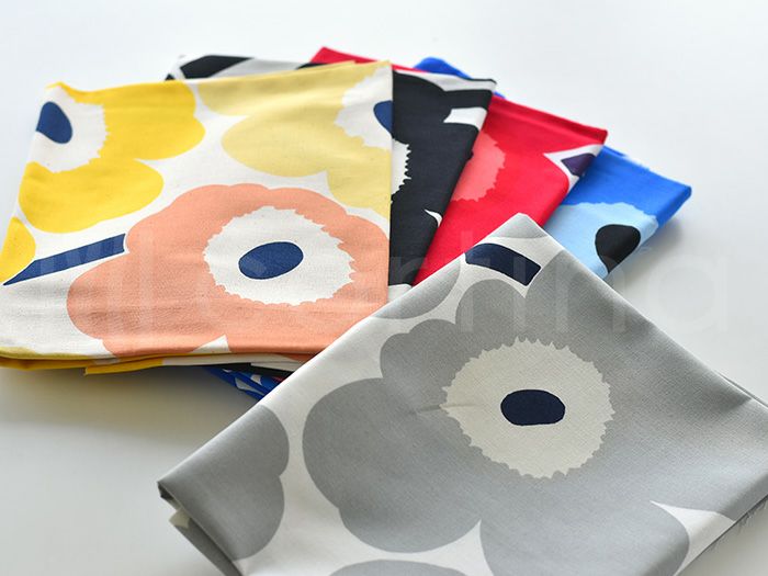 marimekko マリメッコ PIENI UNIKKO ピエニウニッコ 生地 ハーフカット|《公式》北欧生地と雑貨の専門店 cortina  コルティーナ