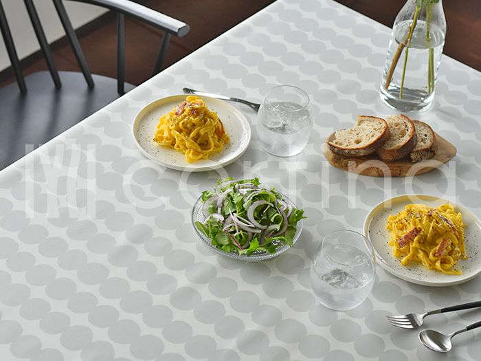 marimekko RASYMATTO ラシィマット 撥水テーブルクロス 145 marimekko RASYMATTO ラシィマット 撥水テーブルクロス 145