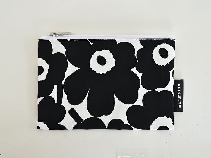 marimekko マリメッコ ポーチ MINI UNIKKO ミニウニッコ ブラック